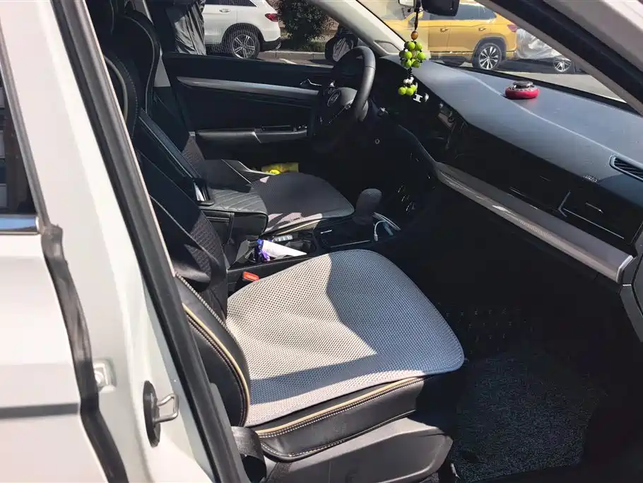 Volkswagen Bora 2020 1.5L Automatic Fashion фото 8
