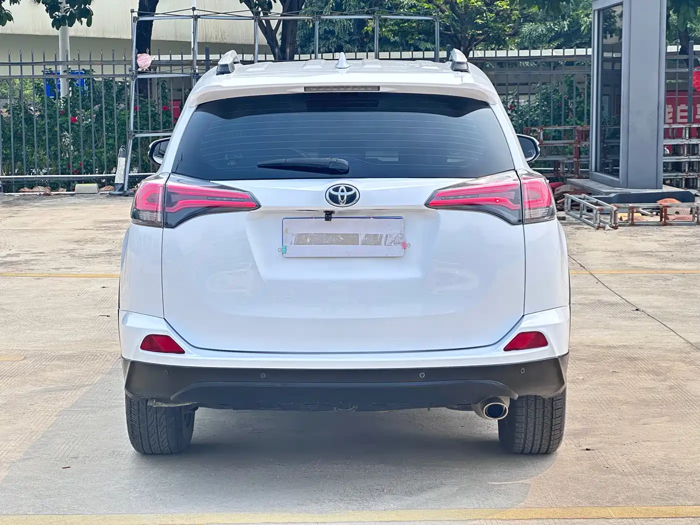 Toyota RAV4 Rongfang 2016 2.0L CVT 2WD Urban (China V) фото 10