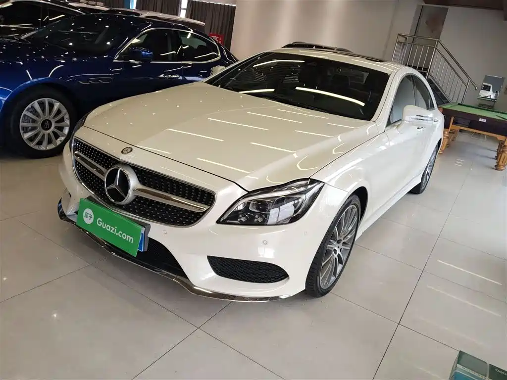 MERCEDES-BENZ CLS