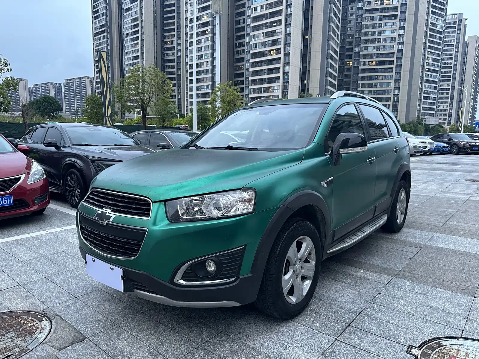 Photo 1 - Chevrolet Captiva