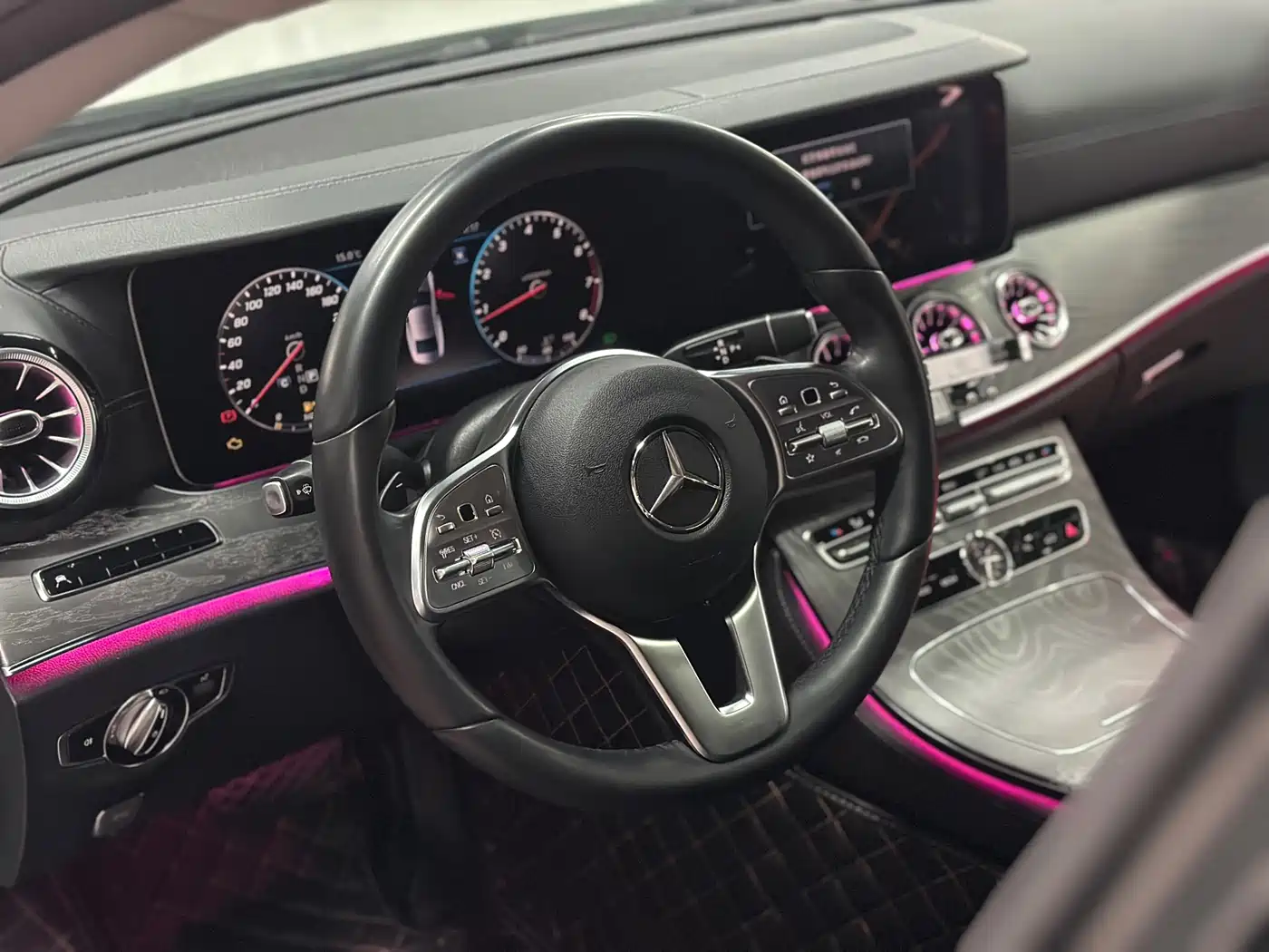 MERCEDES-BENZ CLS