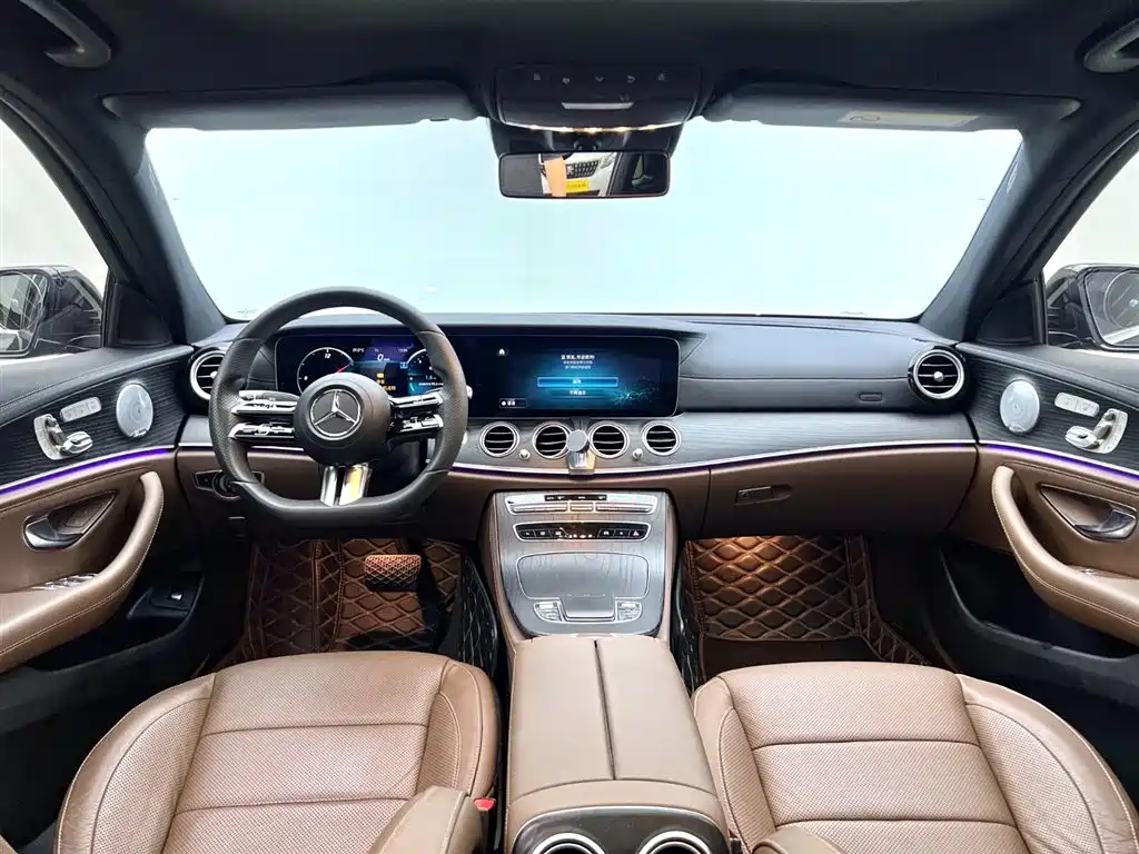 MERCEDES-BENZ E CLASS