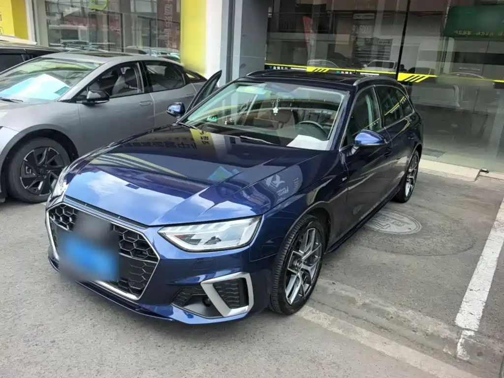 Audi A4 (Import) 2021 2021 Avant Pioneer 40 TFSI Fashion Dynamic