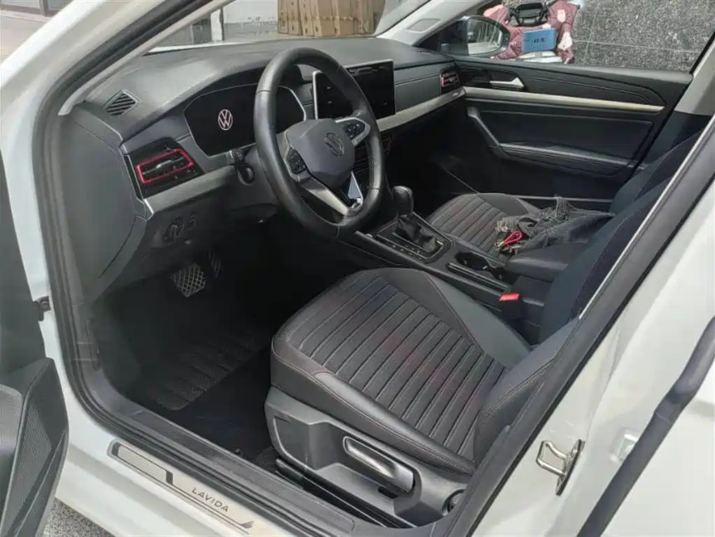 Volkswagen Lavida 2023 280TSI DSG Starlight Comfort Edition фото 7