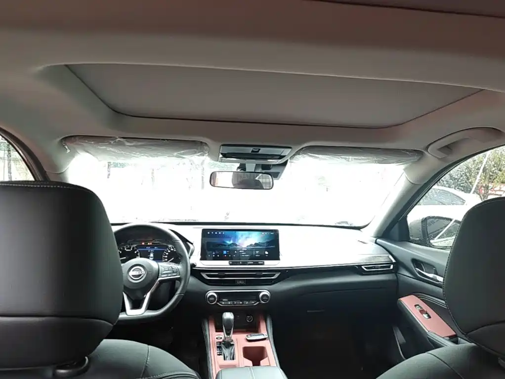Photo 18 - Nissan Teana
