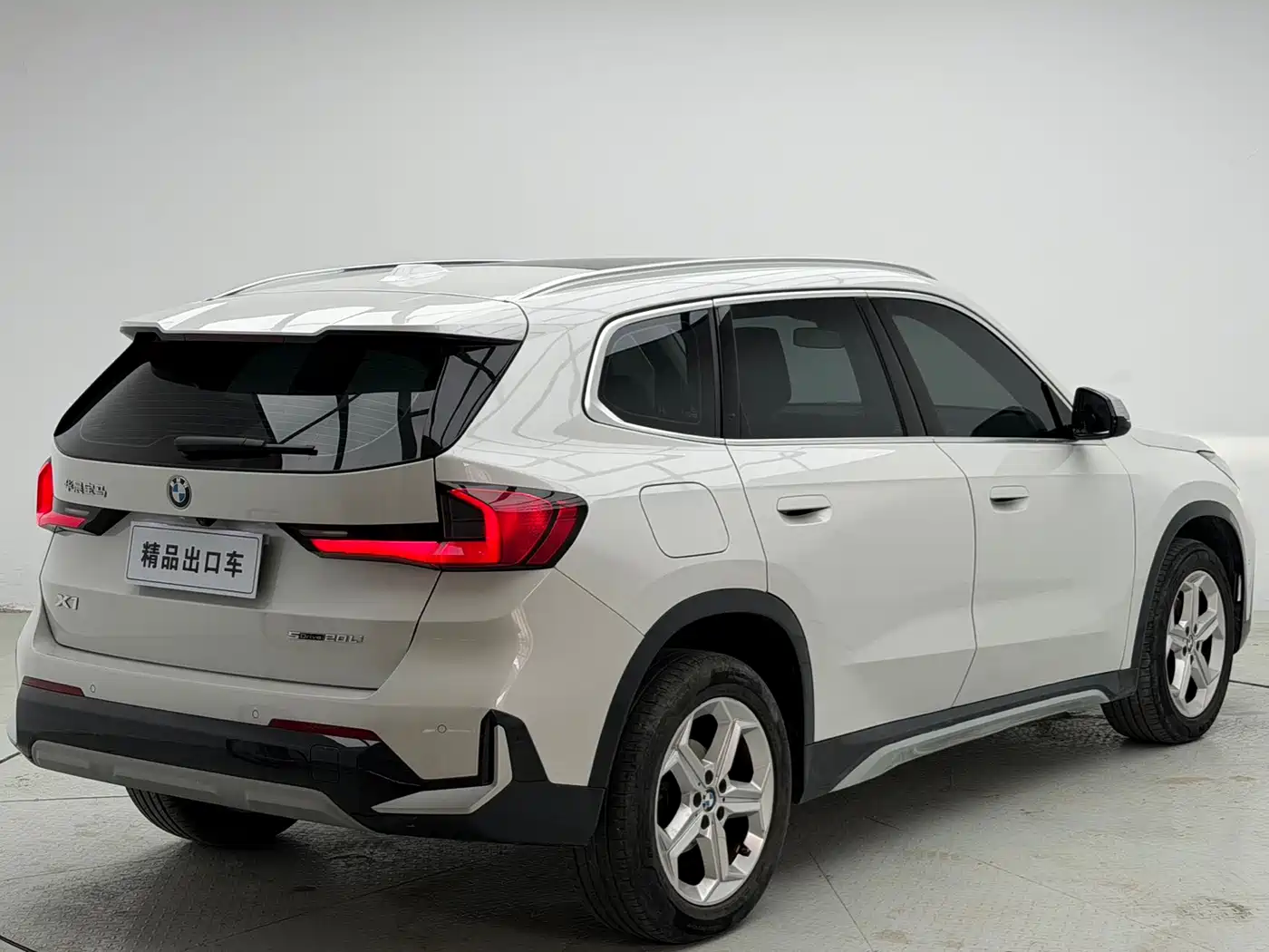 BMW X1 2023 sDrive20Li X Design Package фото 4