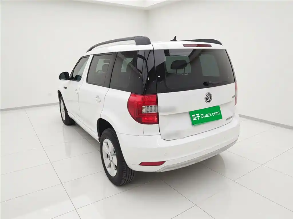 Škoda Yeti 2017 TSI280 DSG Advance фото 5