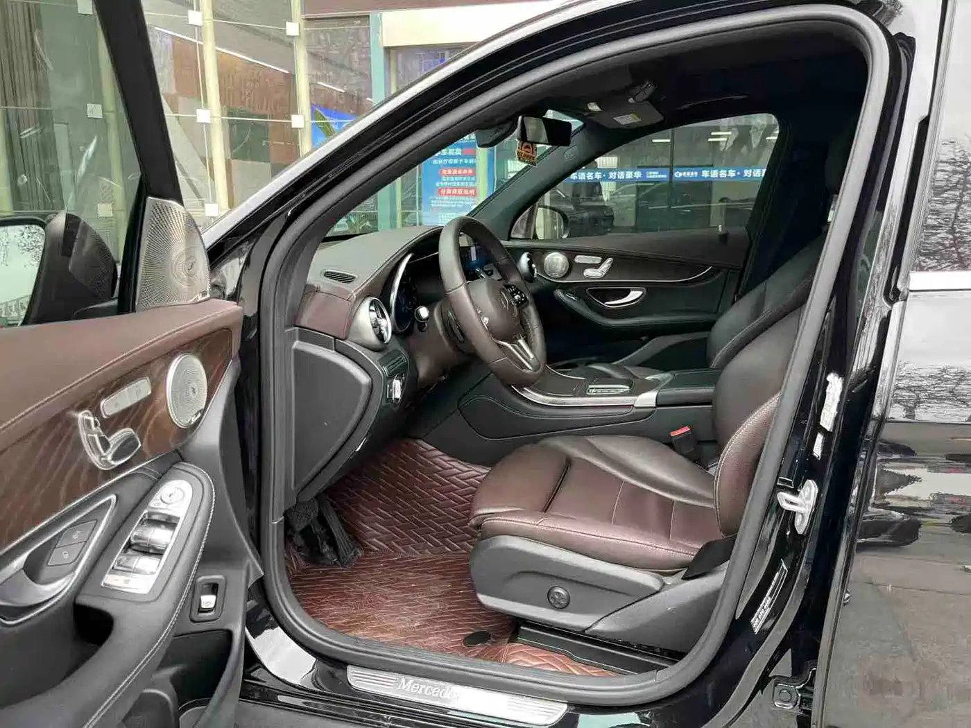 Mercedes-Benz GLC 2020 GLC 260 L 4MATIC Luxury фото 7