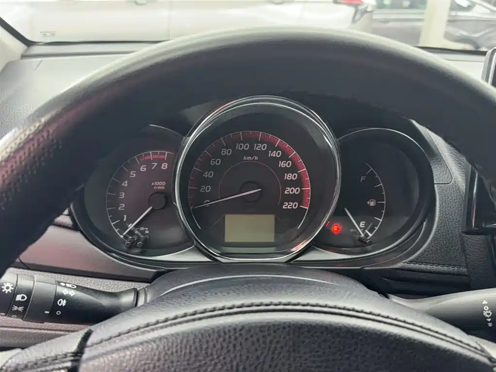 Toyota Vios 2021 1.5L CVT Zhixing Edition фото 4