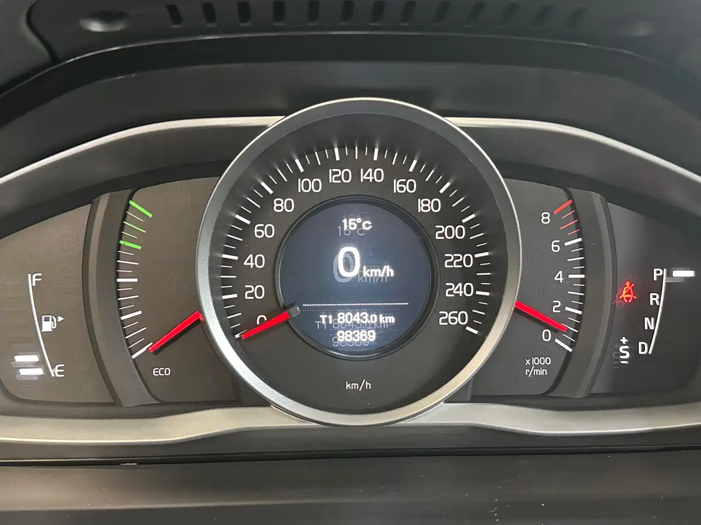 Фото 15 - Volvo S60