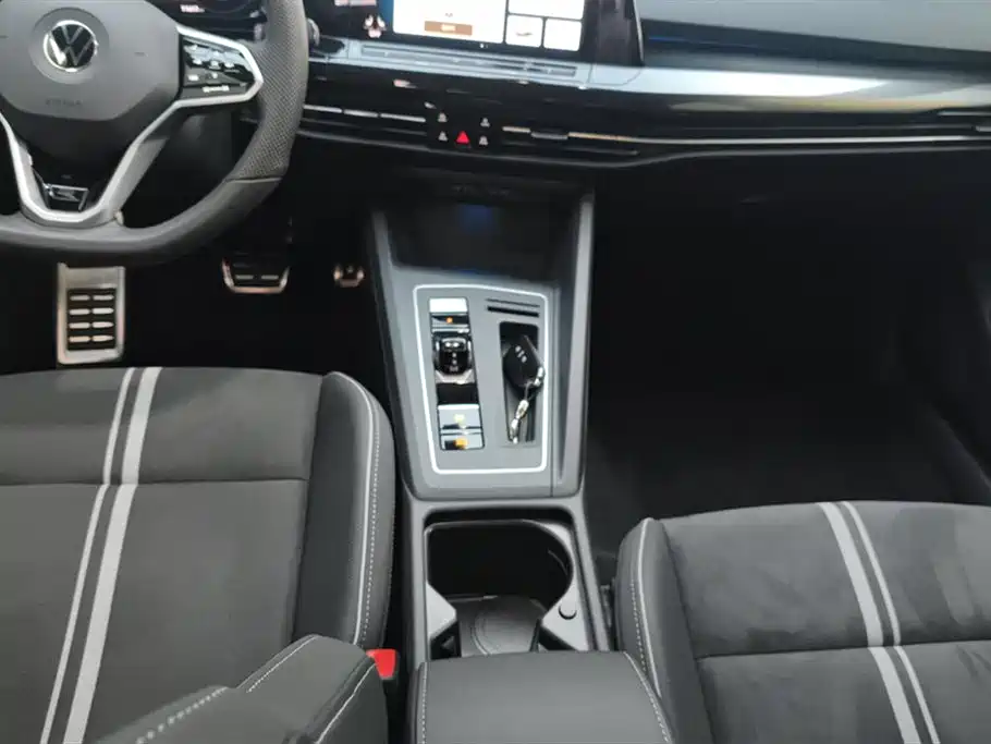 Volkswagen Golf 2023 Facelift 280TSI DSG R-Line Lite фото 16