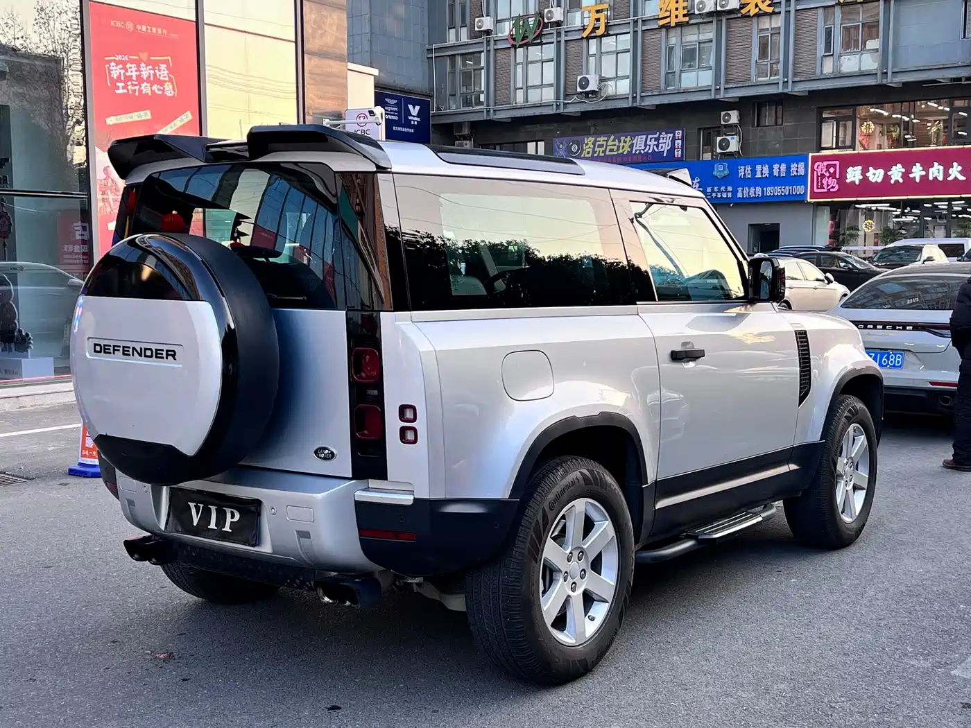 Land Rover Defender 2021 90 P400 X-DYNAMIC S фото 6