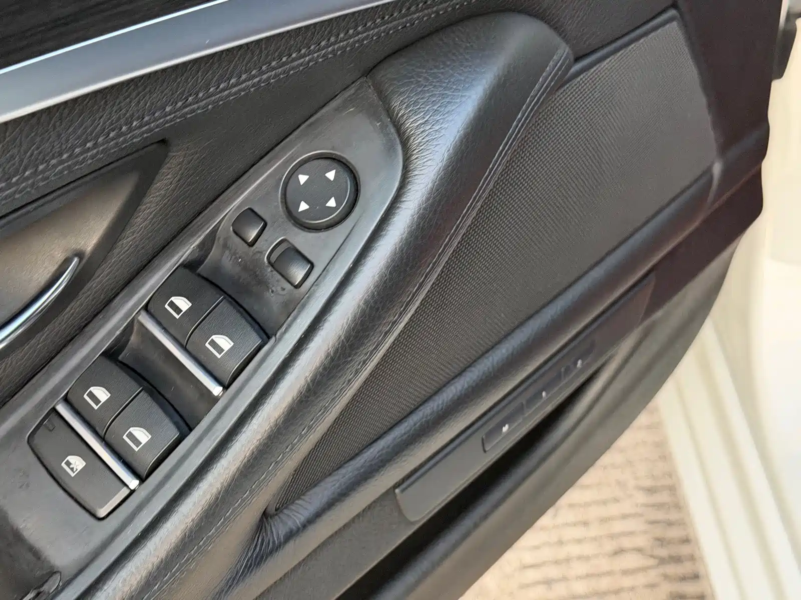 Photo 25 - BMW 5 Series