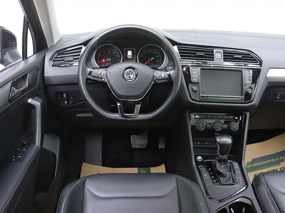 Volkswagen Tiguan L 2018 330TSI Automatic 2WD Luxury Edition фото 27