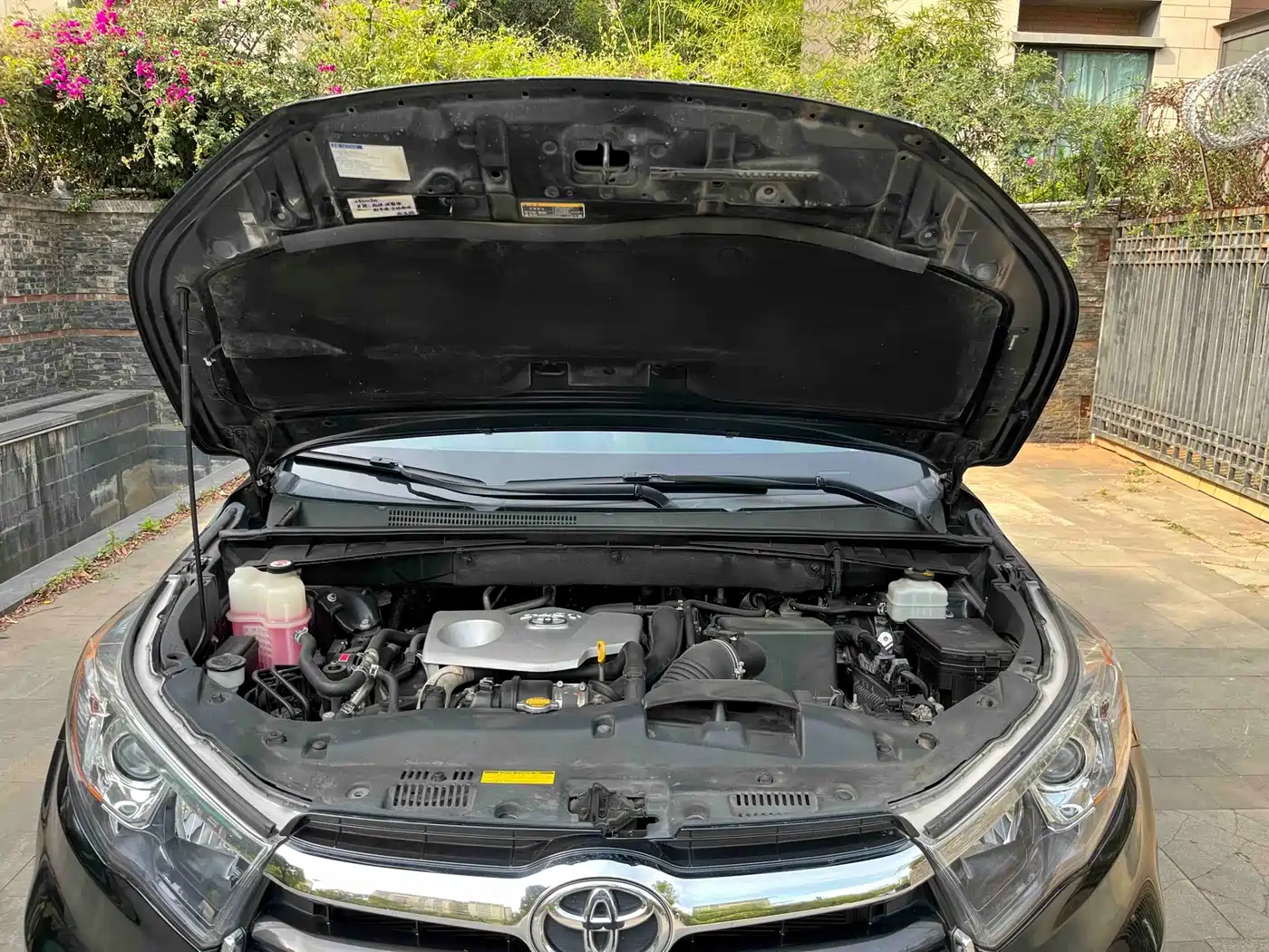 Toyota Highlander 2017 2.0T 4WD Premium 7-Seater фото 26