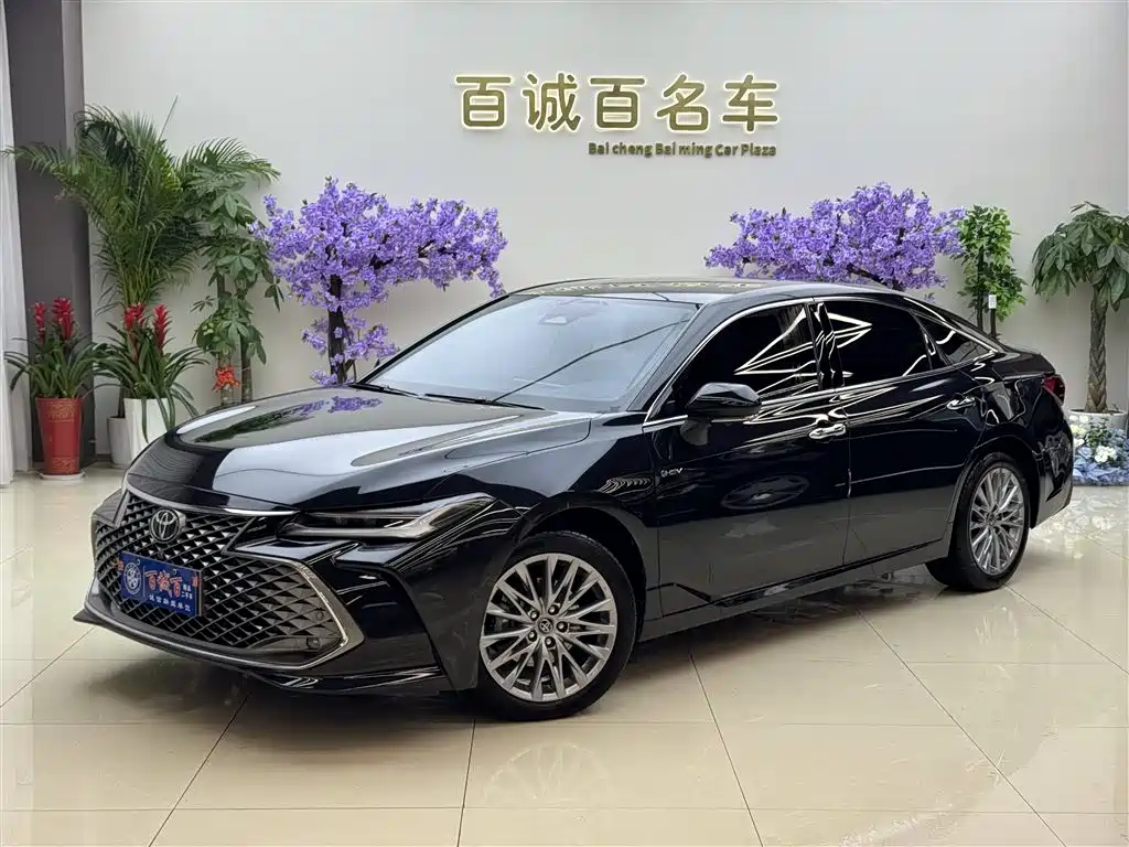 Toyota Avalon 2024 Model Hybrid 2.5L XLE Prestige Edition фото 2