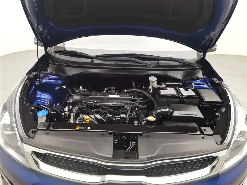 Kia KX CROSS 2018 1.6L Automatic Smart Sunroof Edition фото 6