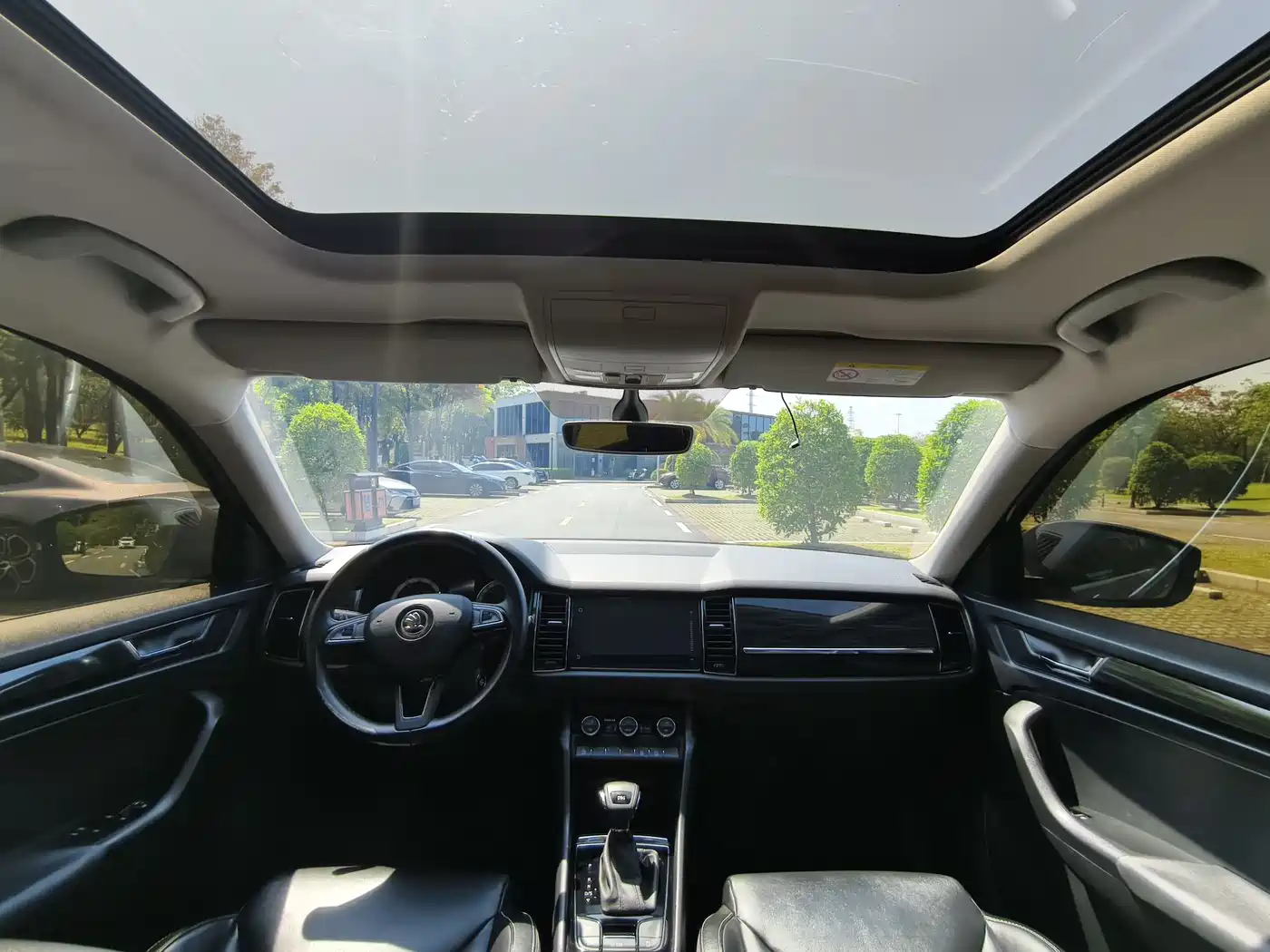 Škoda Kodiaq 2018 Facelift TSI330 5-seat 2WD Premium Luxury Edition фото 22