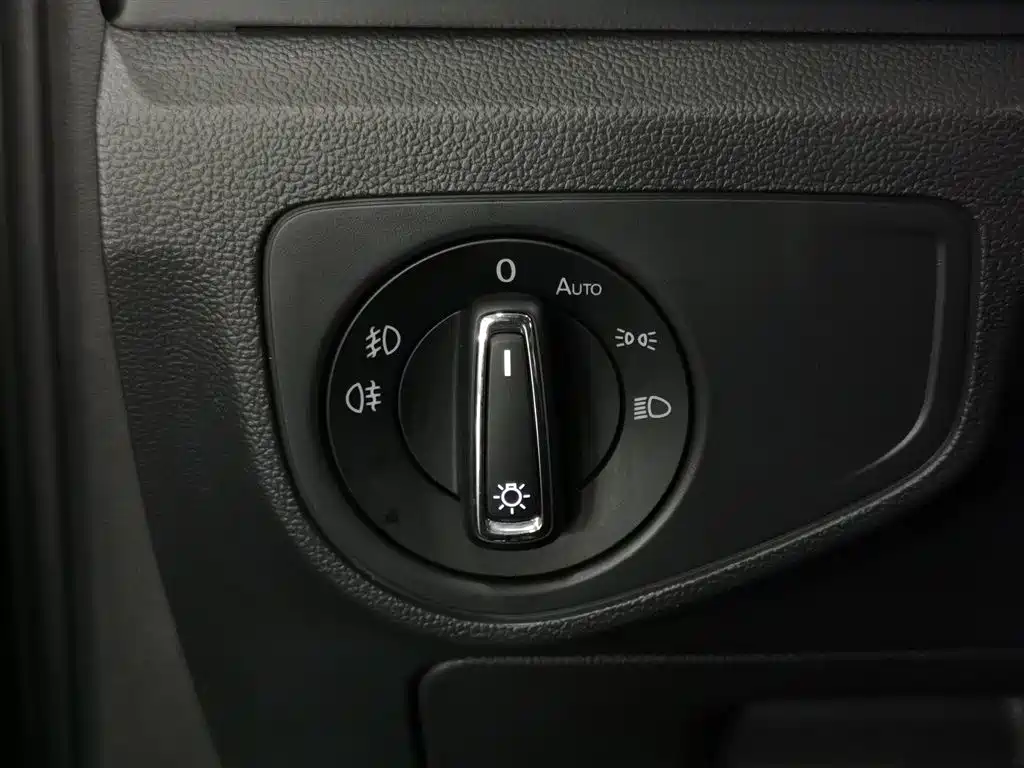 Volkswagen Teramont 2020 380TSI 4WD Luxury Edition China VI фото 21