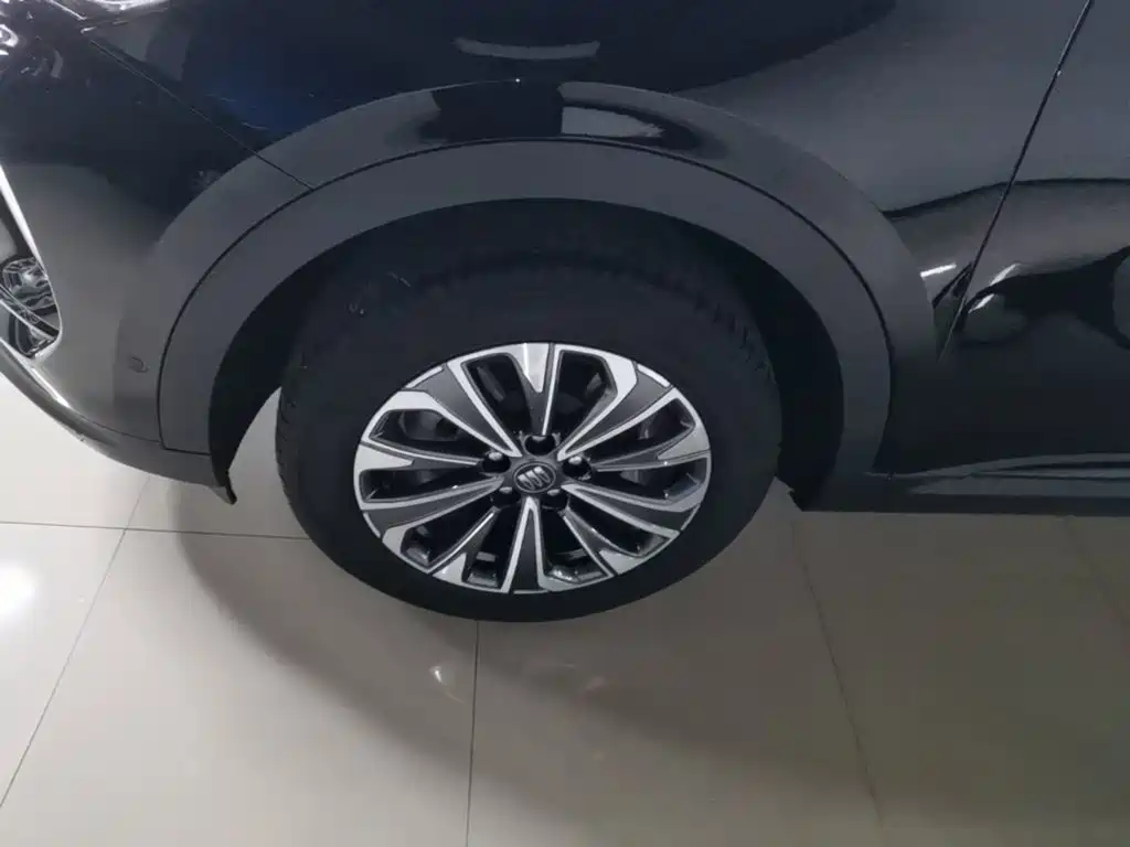 Фото 23 - Buick Envision Plus