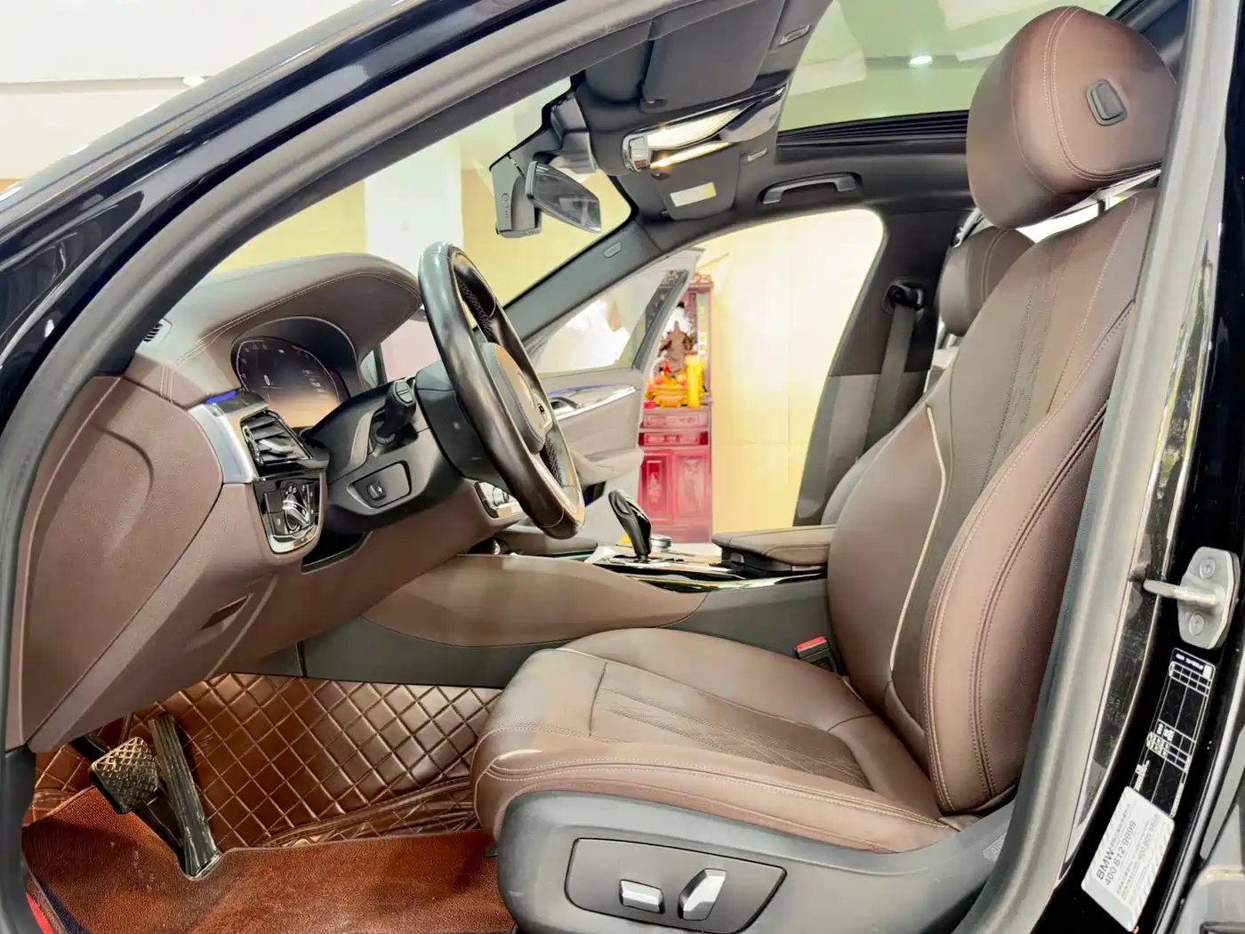 BMW 5 Series 2022 525Li M Sport Package фото 10