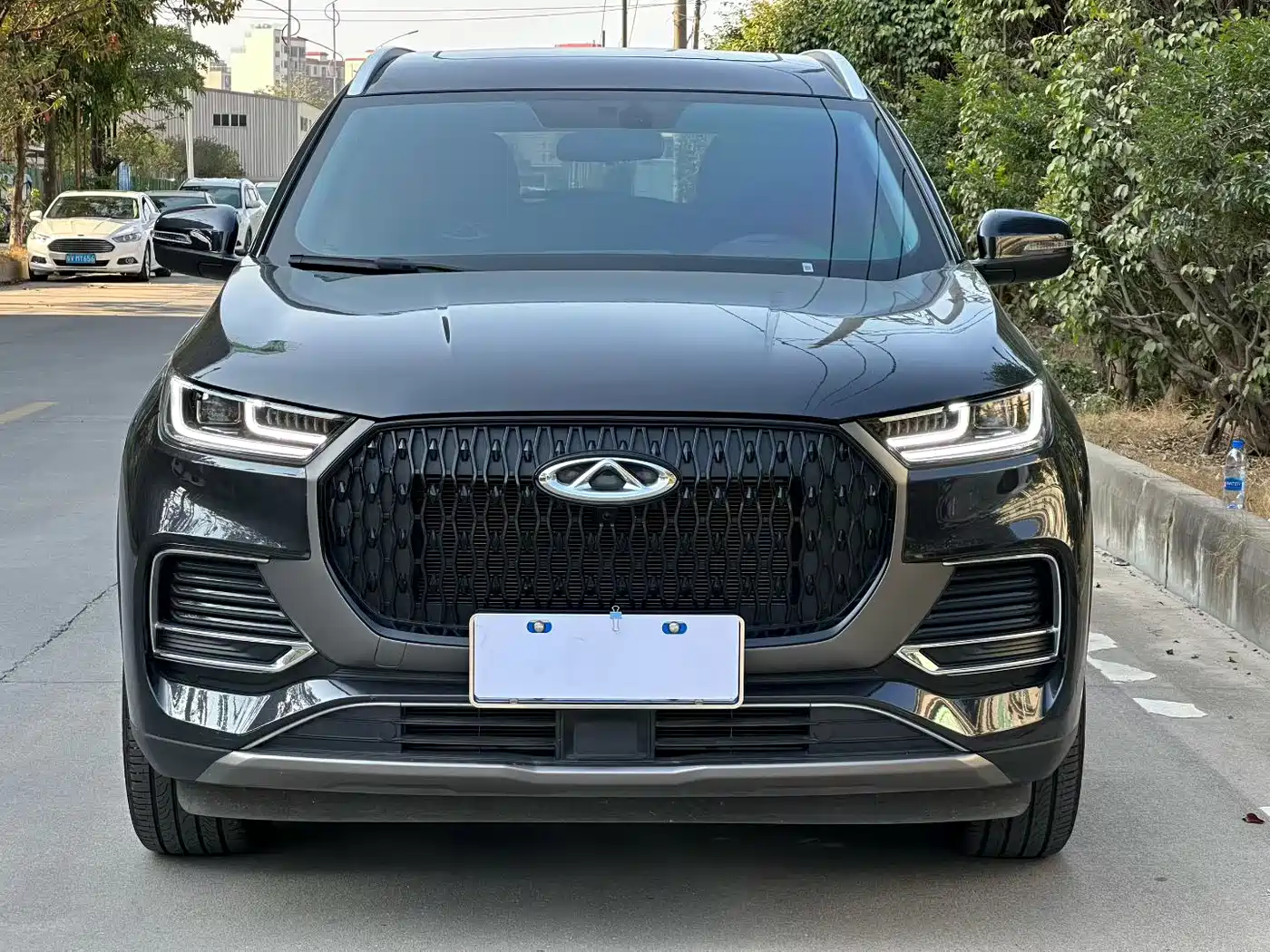 CHERY TIGGO 8