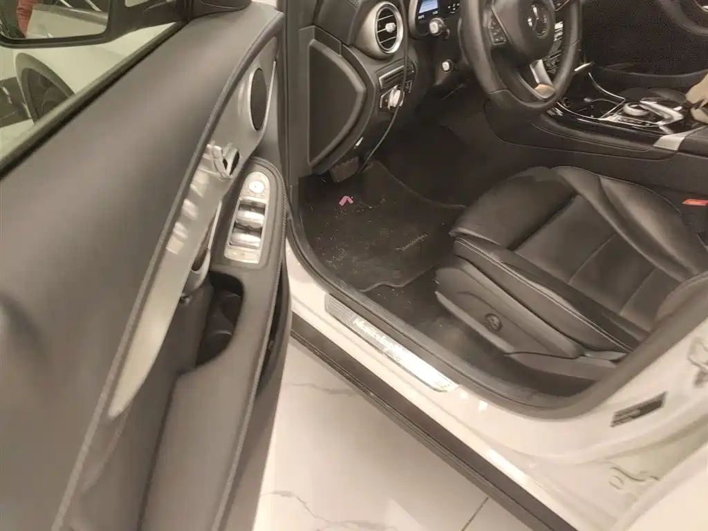 Mercedes-Benz GLC 2016 GLC 200 4MATIC фото 12