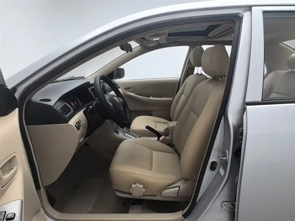 Toyota Corolla 2013 1.6L Automatic Excellence Edition фото 10