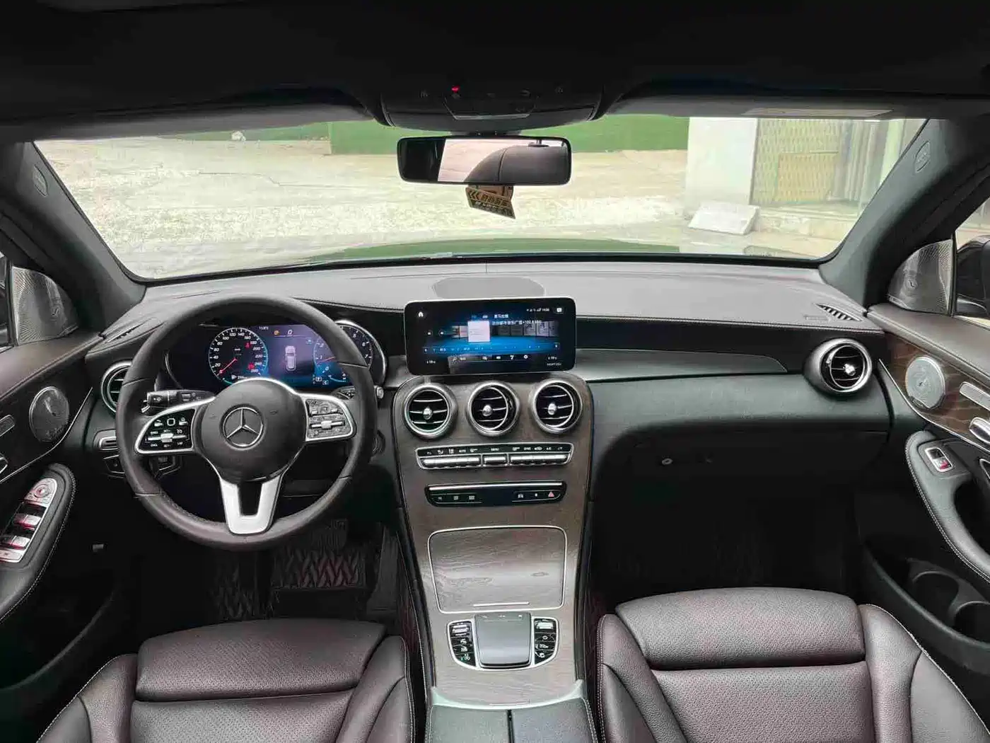 Mercedes-Benz GLC 2020 GLC 260 L 4MATIC Luxury фото 9