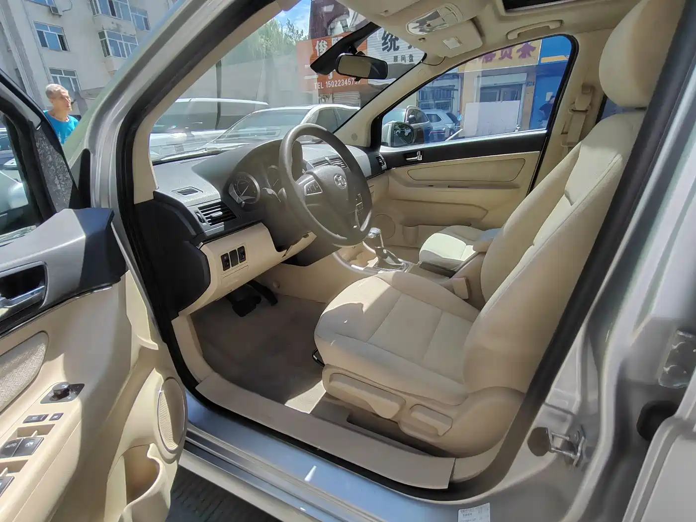 BAIC E-Series 2014 2012 Hatchback 1.5L Automatic Leshang Edition
