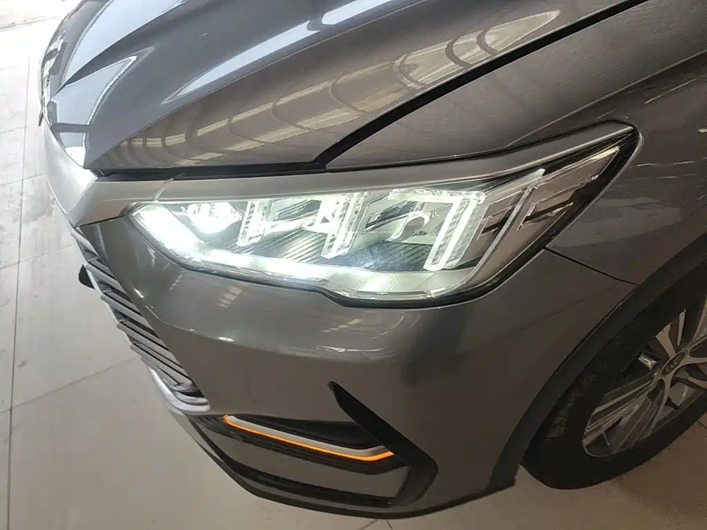 Photo 24 - BYD Song Pro