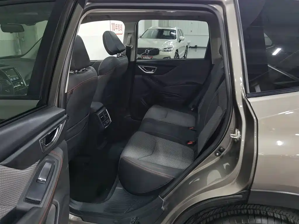 Subaru Forester 2021 2.0i X-Sport Edition with EyeSight фото 15
