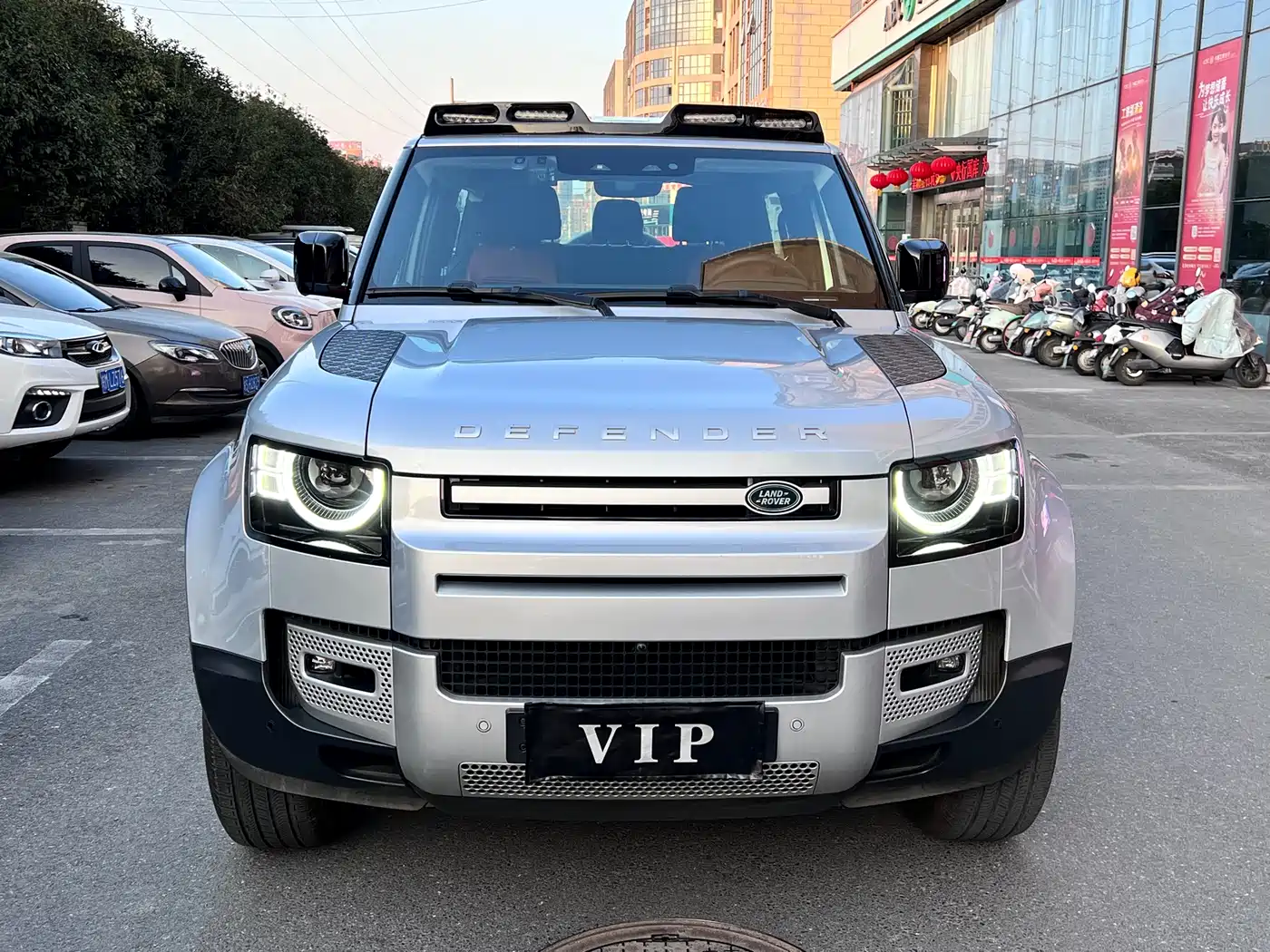 Land Rover Defender 2021 90 P400 X-DYNAMIC S фото 2