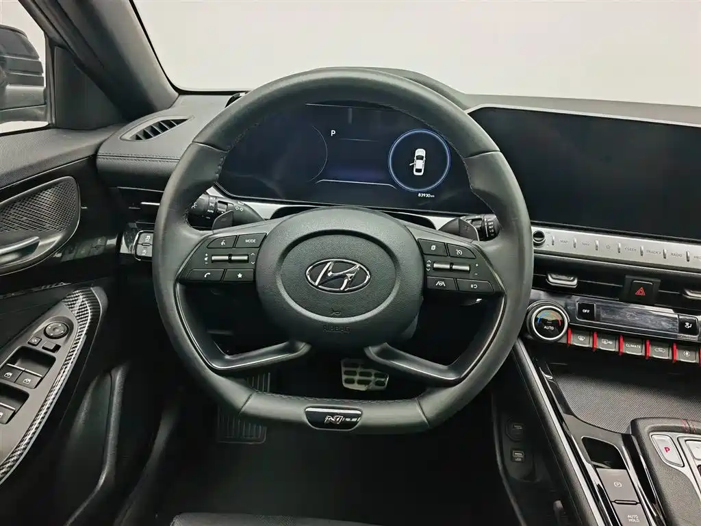 Hyundai Fista 2023 270T N Line DLX Luxury Edition фото 11