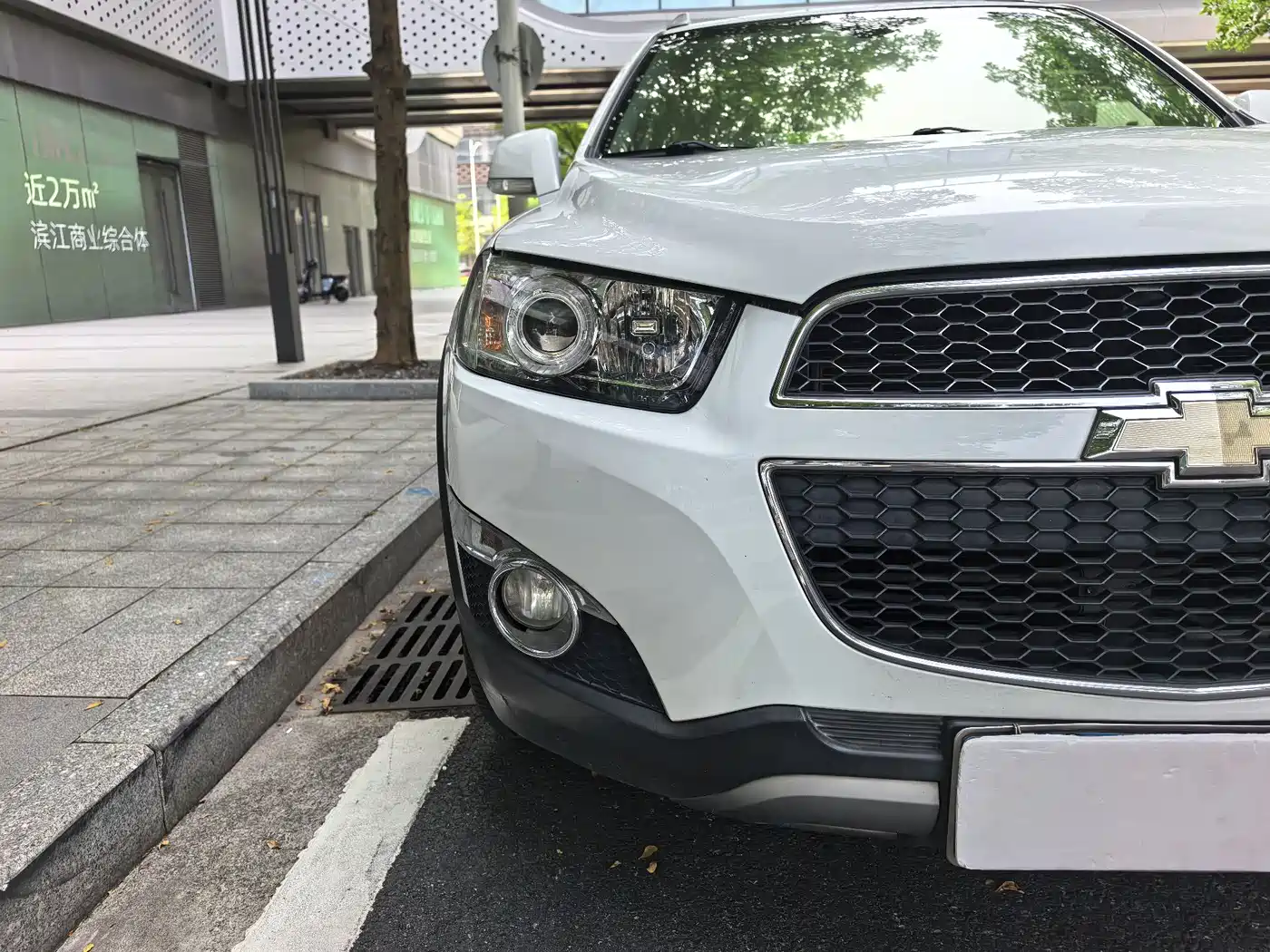 Chevrolet Captiva 2014 2.4L 2WD Urban 7-seater фото 3
