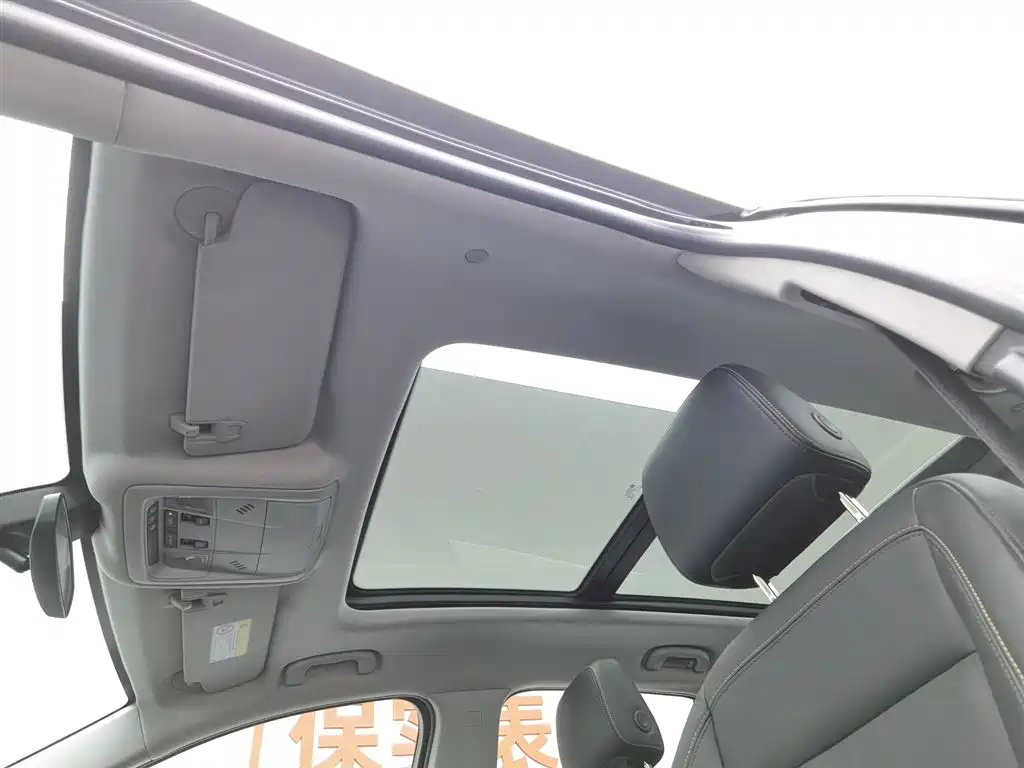 Chevrolet Equinox 2018 550T Automatic 4WD Pioneer Edition фото 14