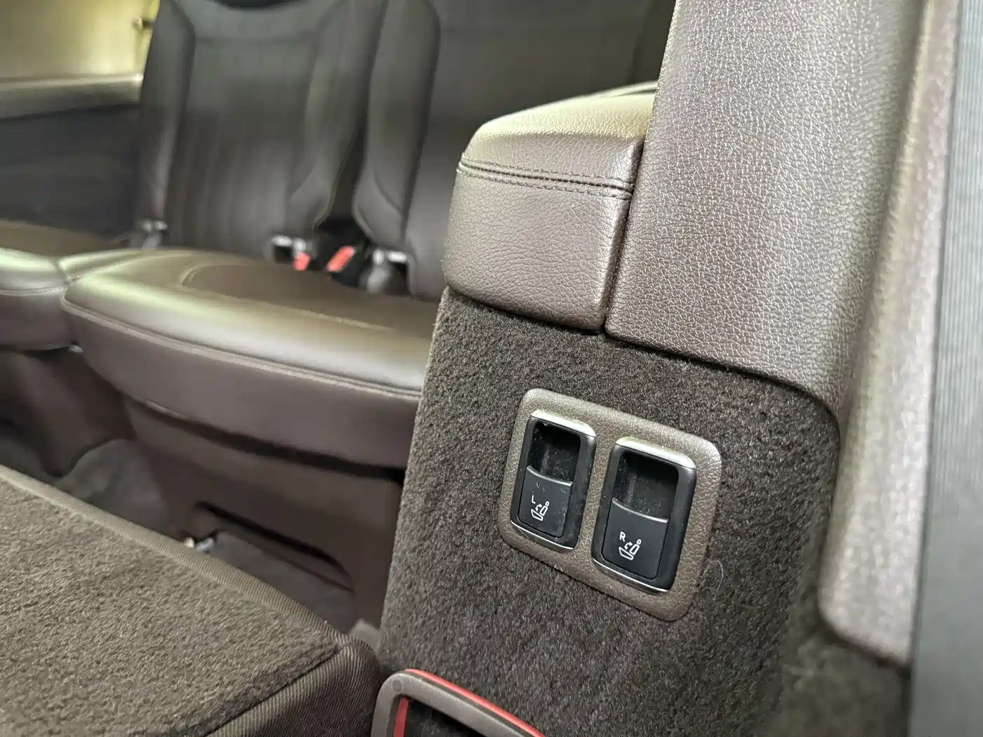 Mercedes-Benz GLS 2018 GLS 400 4MATIC Luxury фото 39