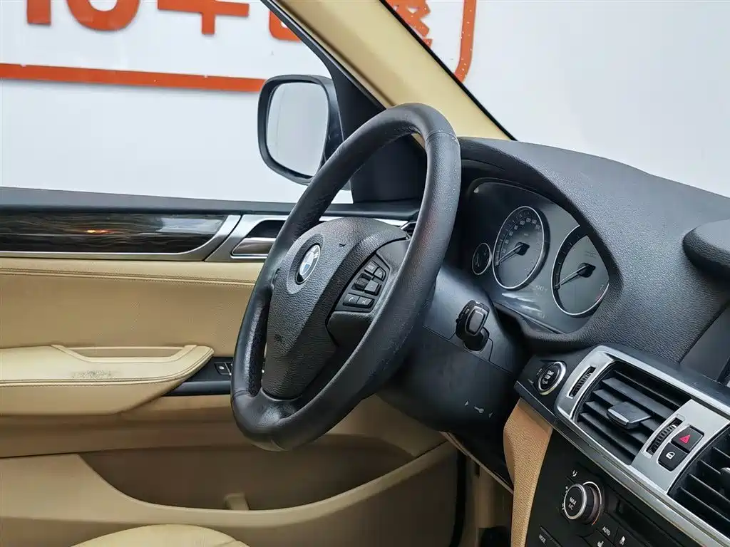 BMW X3 (Import) 2013 Facelift xDrive20i Luxury фото 22