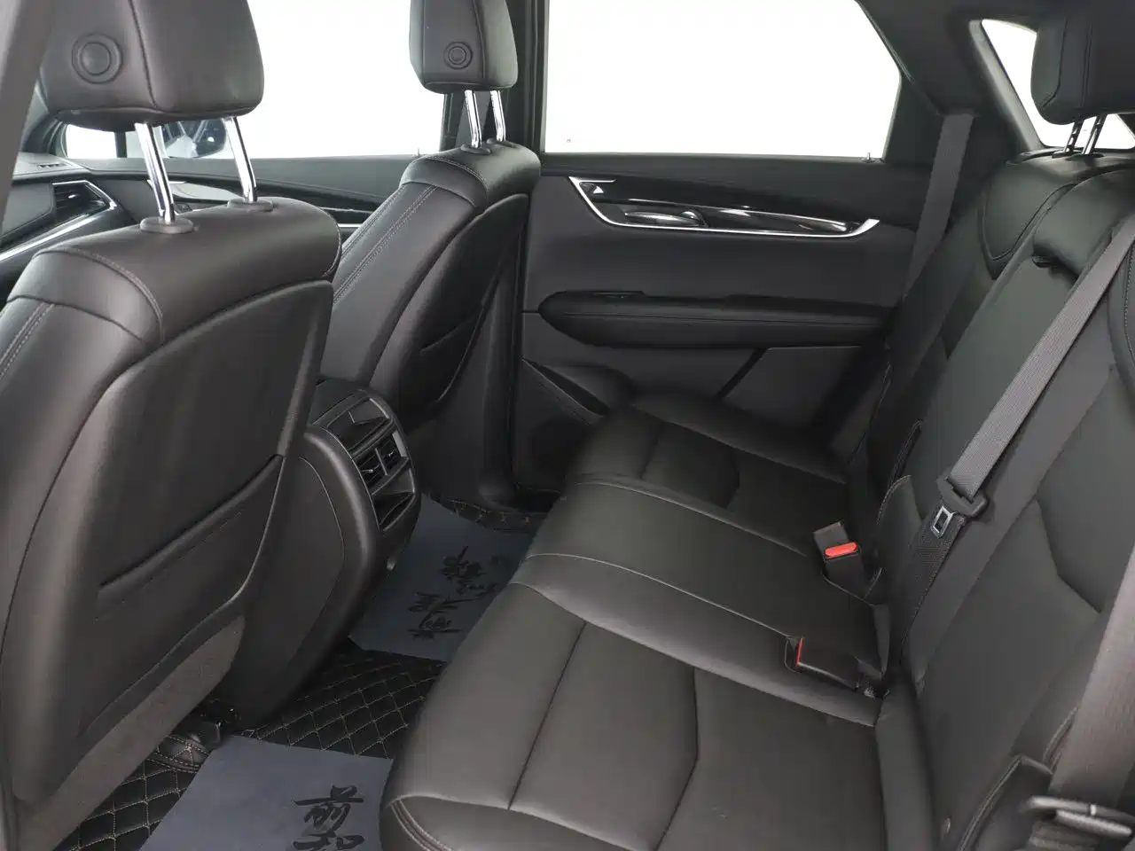 Cadillac XT5 2021 28T 4WD Luxury фото 8