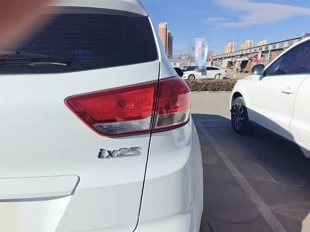 Hyundai Beijing Hyundai ix25 2017 1.6L Automatic Smart Edition фото 8