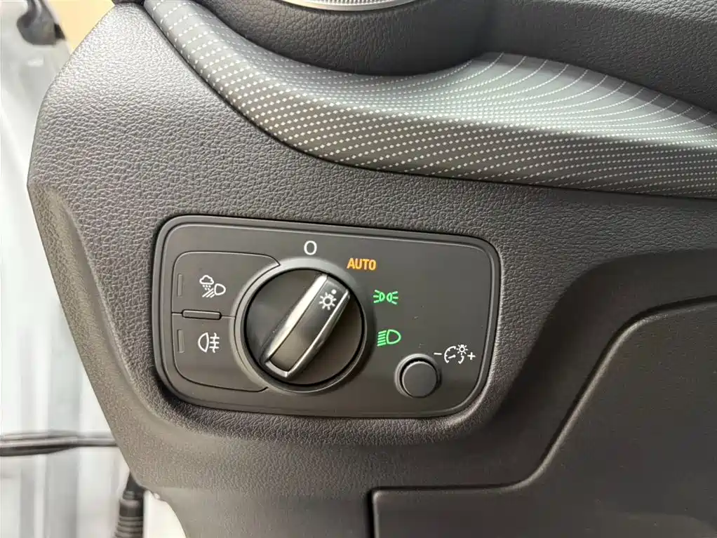 Audi Q2L 2022 35 TFSI Fashion Elegance фото 21