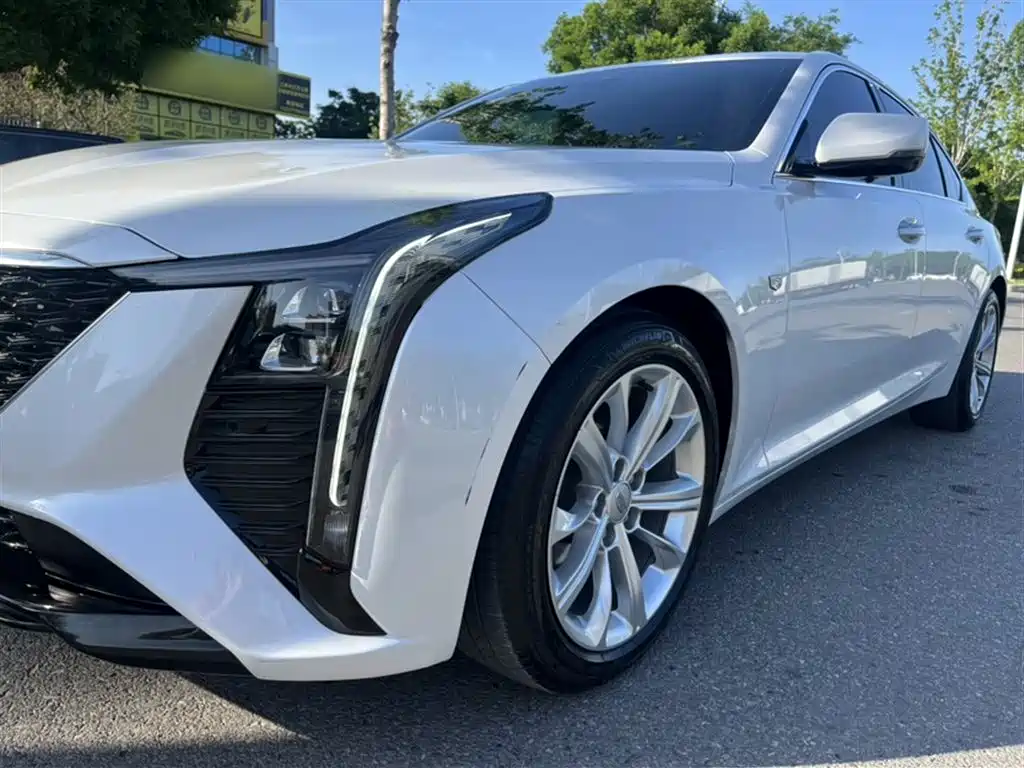 Cadillac CT5 2024 28T Luxury Model Pro фото 8
