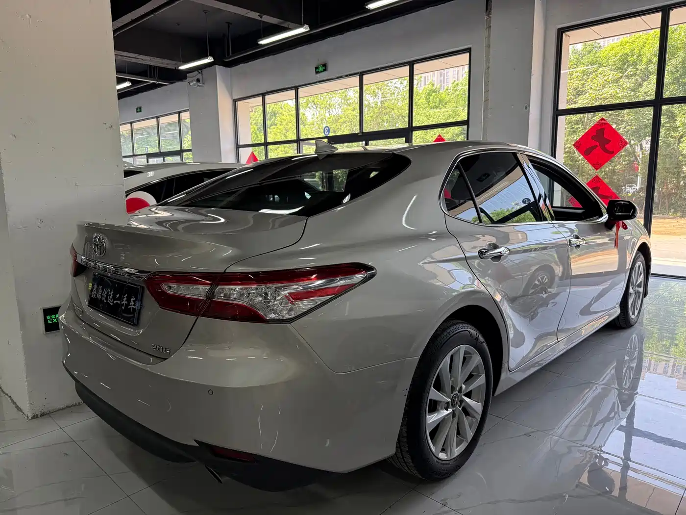 Toyota Camry 2021 2.0G Luxury Edition фото 7