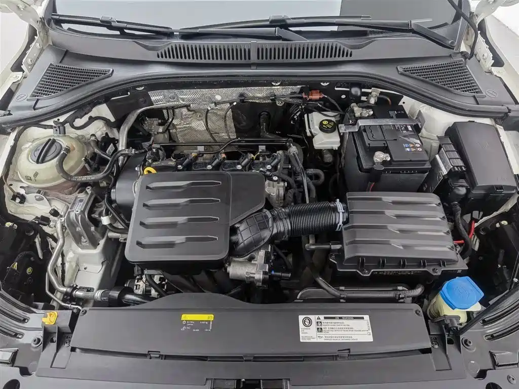 Volkswagen Lavida 2018 1.5L Manual Comfort Edition China V фото 6