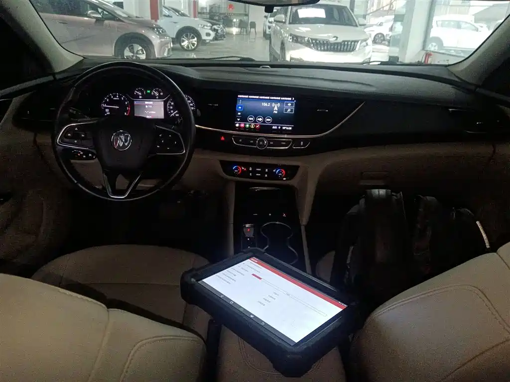 Buick Regal 2020 552T Elite фото 10