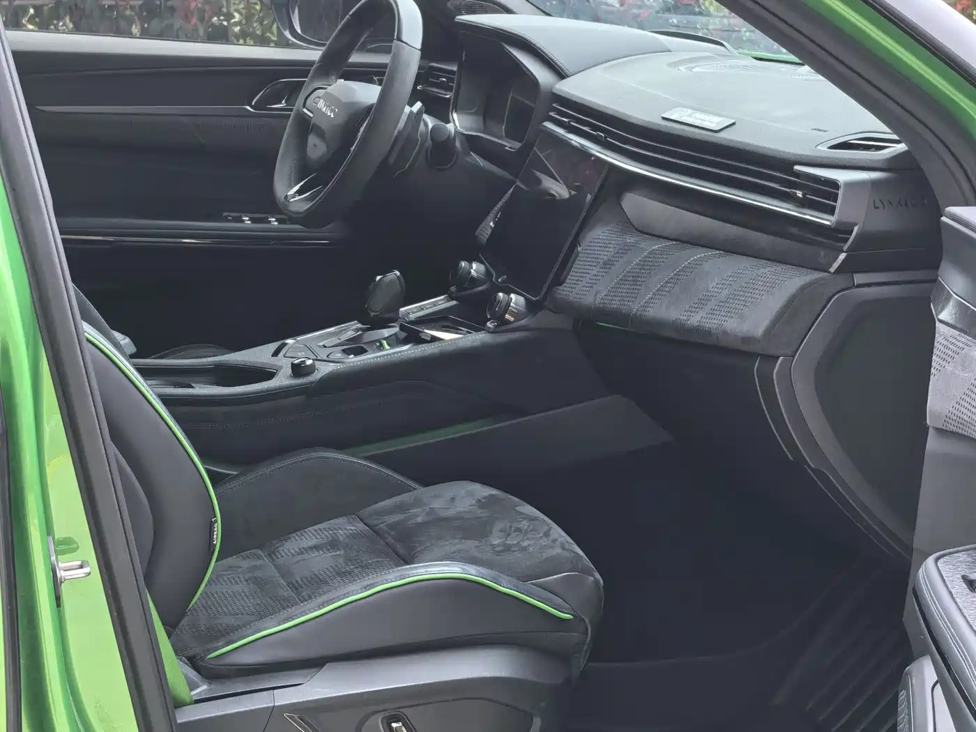Lynk & Co 05 2022 Model 05+ 2.0TD Automatic Performance Package фото 7