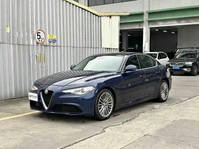 ALFA ROMEO GIULIA