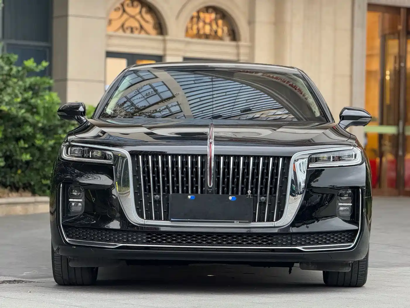 Hongqi H9 2020 2.0T Smart Connection Qi Yue Edition фото 2