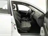 Фото 23 - Geely Vision