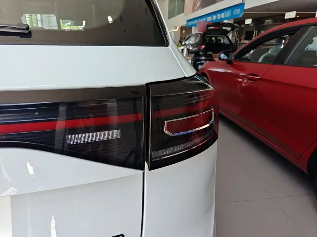 Volkswagen Tharu 2026 2026 New Sharp 300TSI Aspiration Edition